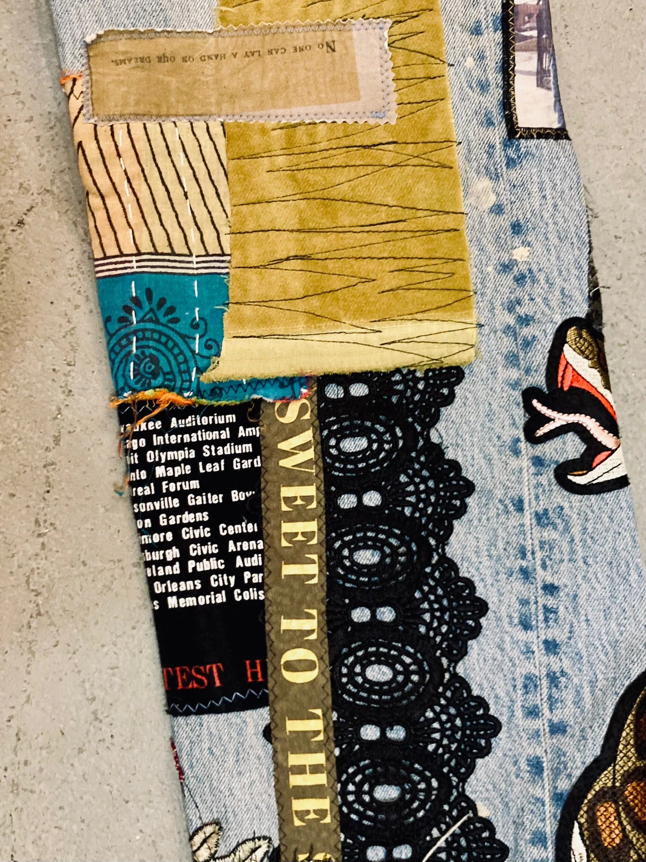 002 Frenzy Jeans