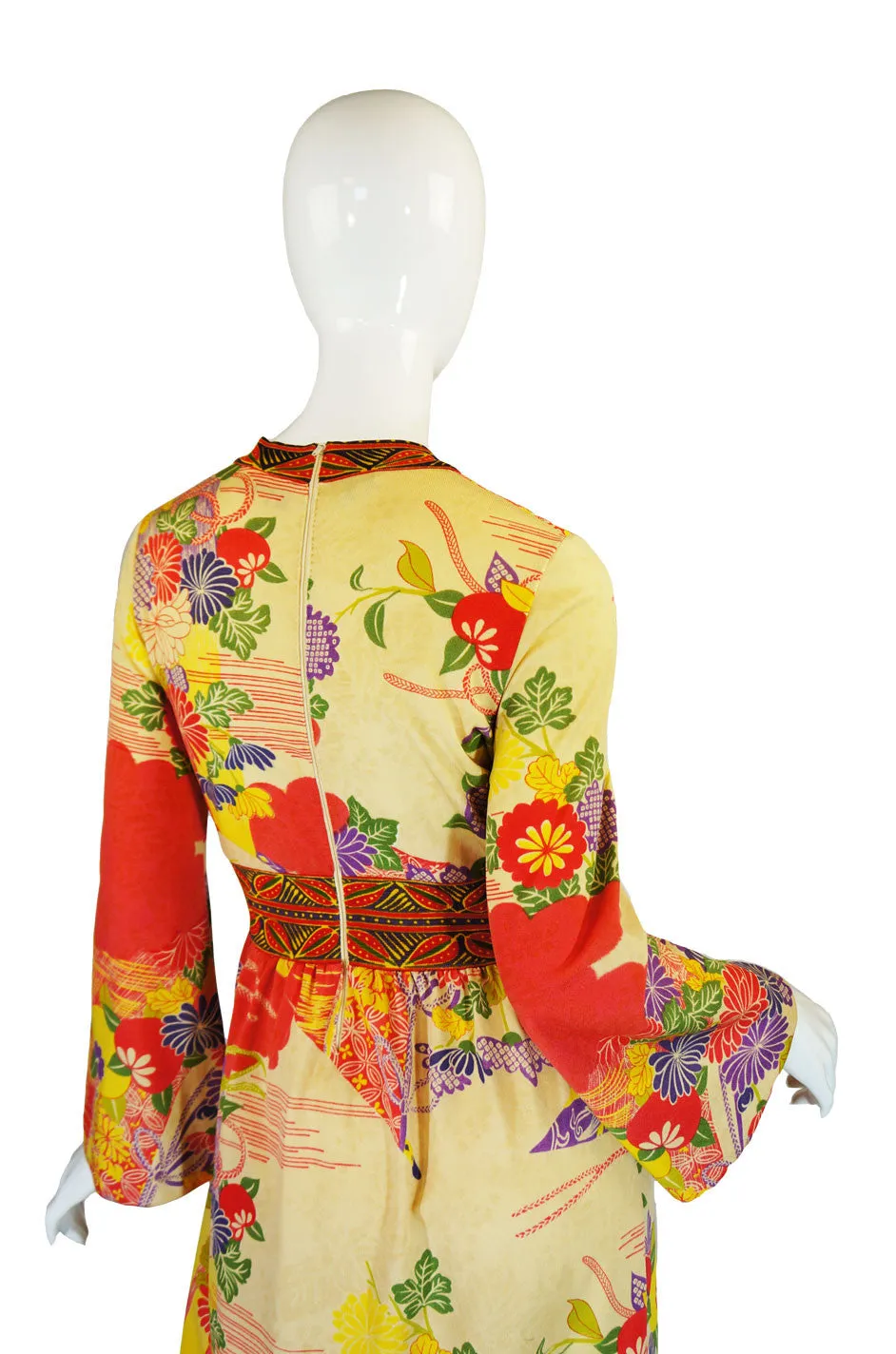1970s Print Kimono Goldworm Knit Dress