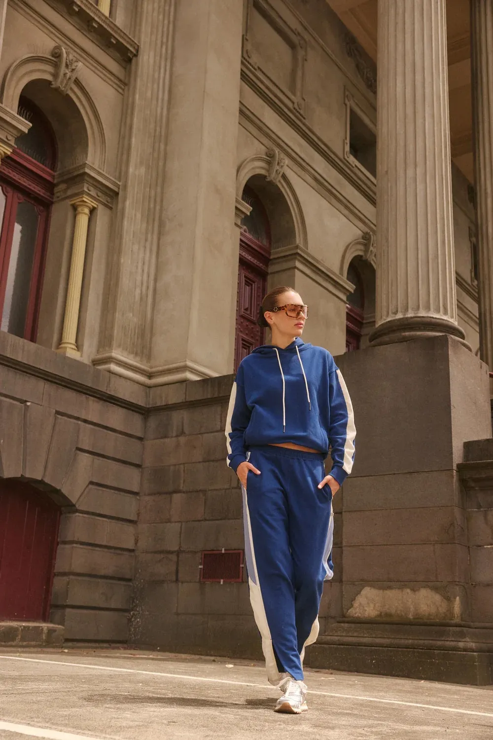 1984 Hoodie Estate MIDNIGHT BLUE