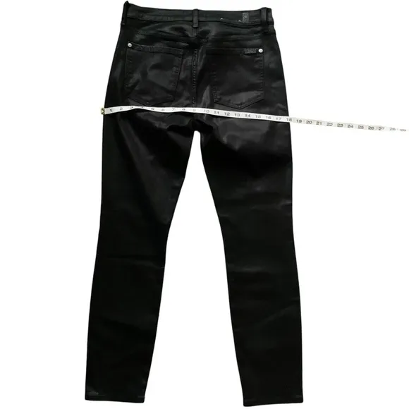 7 FOR ALL MANKIND Maternity Jeans! Retail $189.
