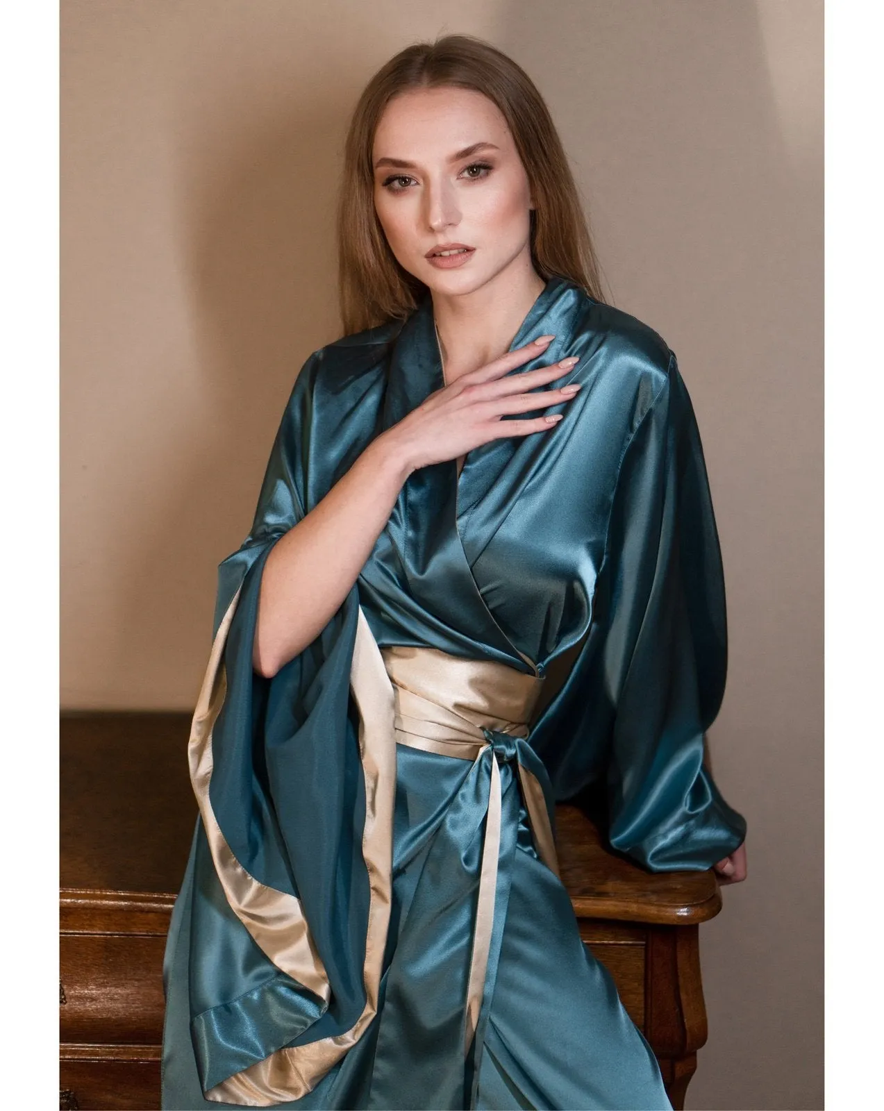 Accent Kimono Satin Robe