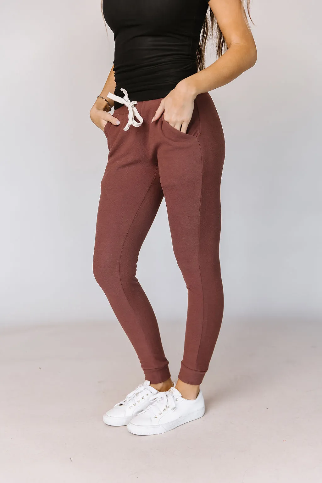 Ampersand Avenue [&] - Performance Fleece Jogger - Mahogany [S   XXL ONLY]