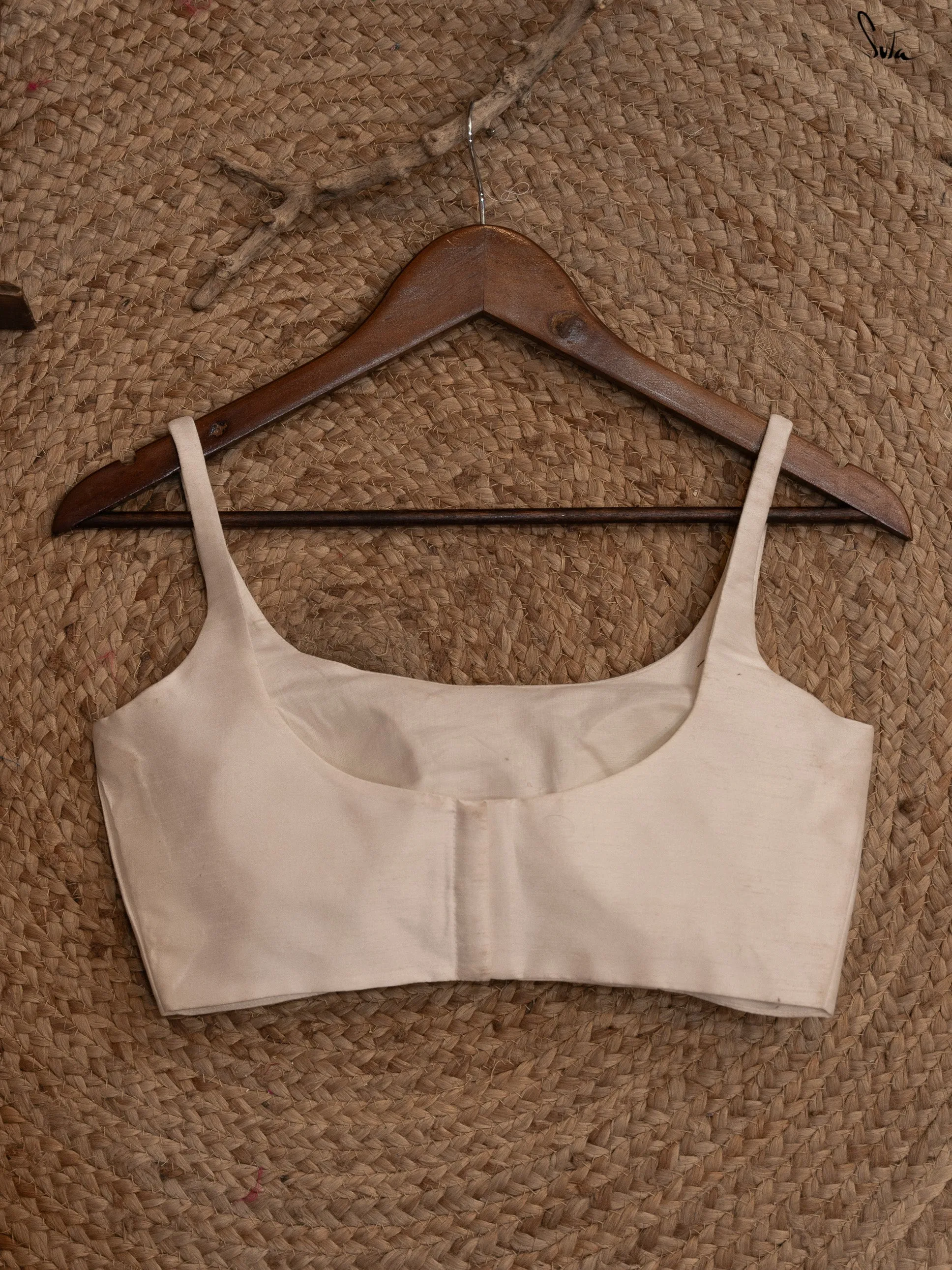Basic Baingani   Basic Safed   Basic Peela
