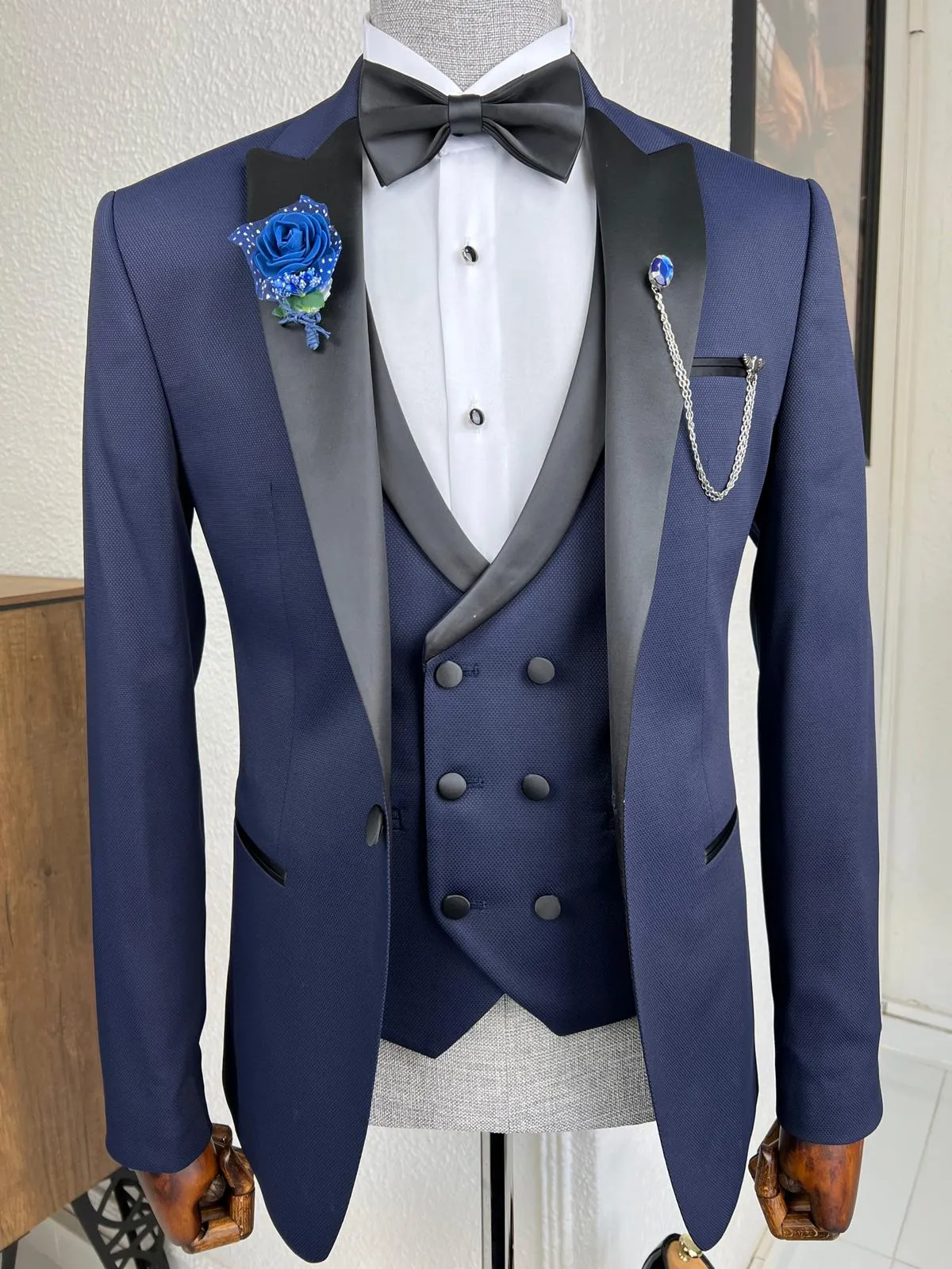 Bensen Slim Fit Patterned Navy Blue Dovetail Collared Tuxedo
