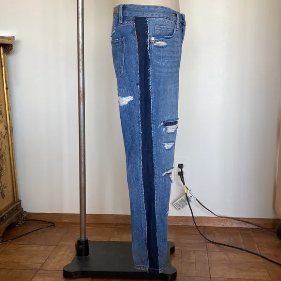 Blank NYC two tone, side stripe, distressed patched jeans 26