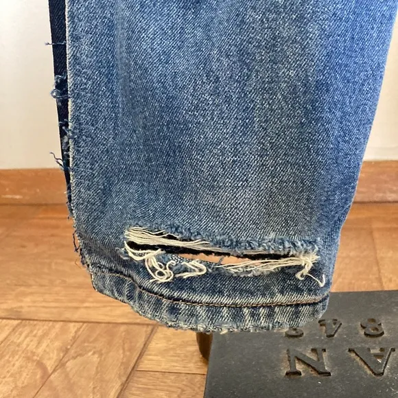 Blank NYC two tone, side stripe, distressed patched jeans 26