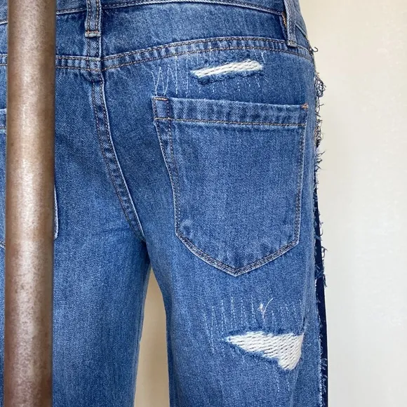 Blank NYC two tone, side stripe, distressed patched jeans 26