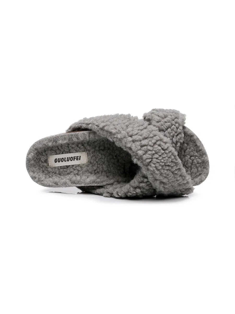 Criss-Cross Fleece Slipper - Grey