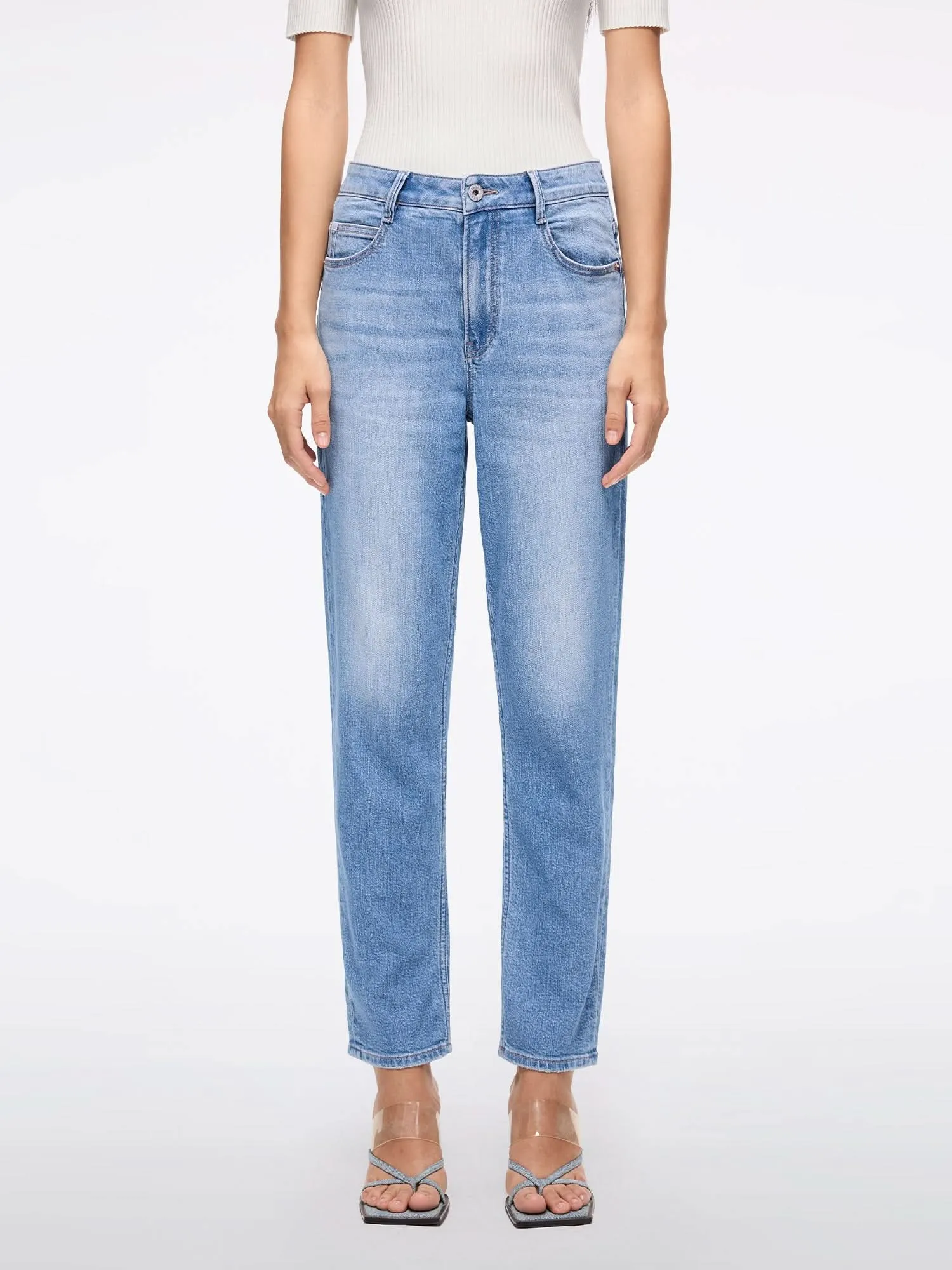 Cropped Carrot Jeans-VICKI