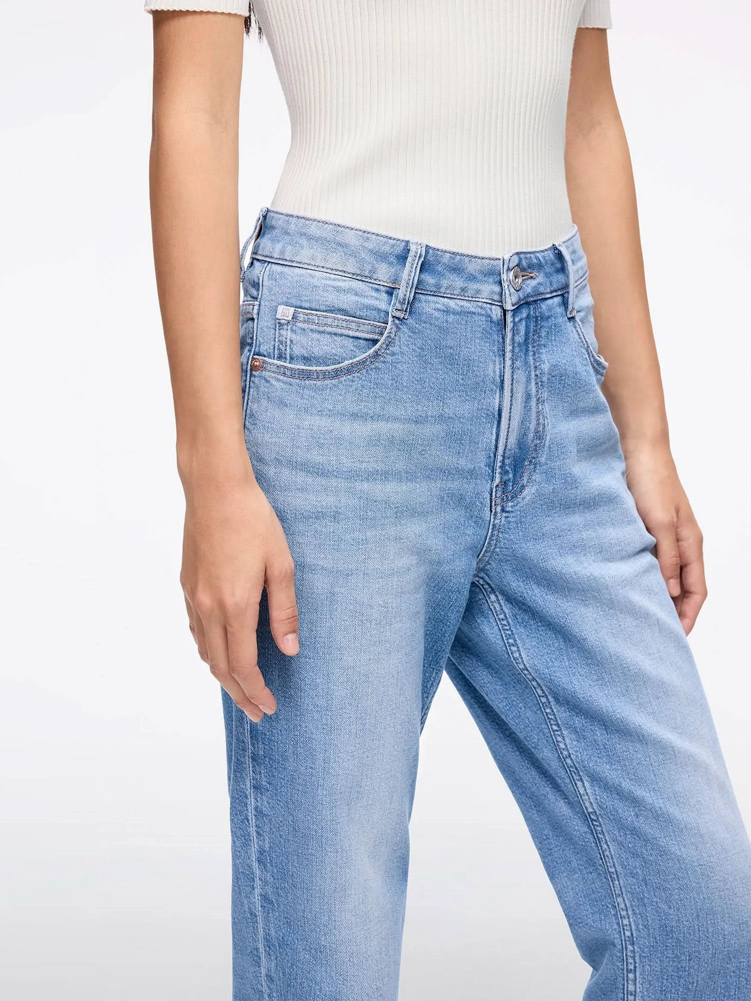 Cropped Carrot Jeans-VICKI