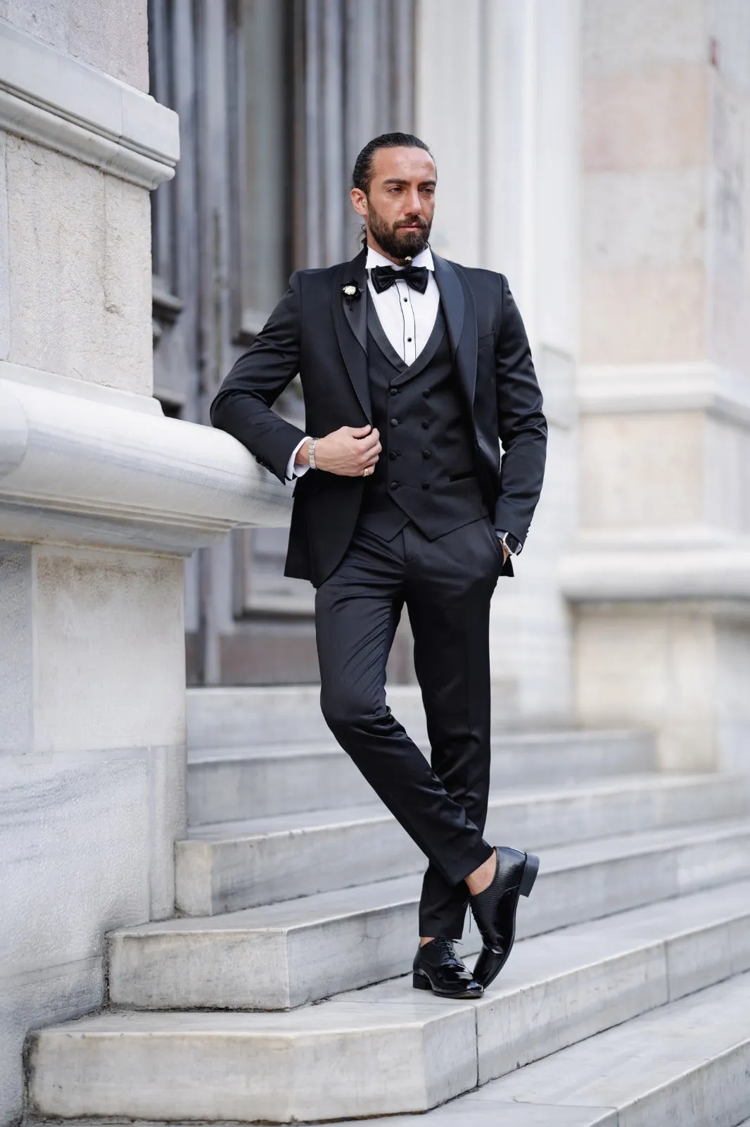 Daniel Black Slim Fit Shawl Lapel Tuxedo - Timeless Elegance for Men