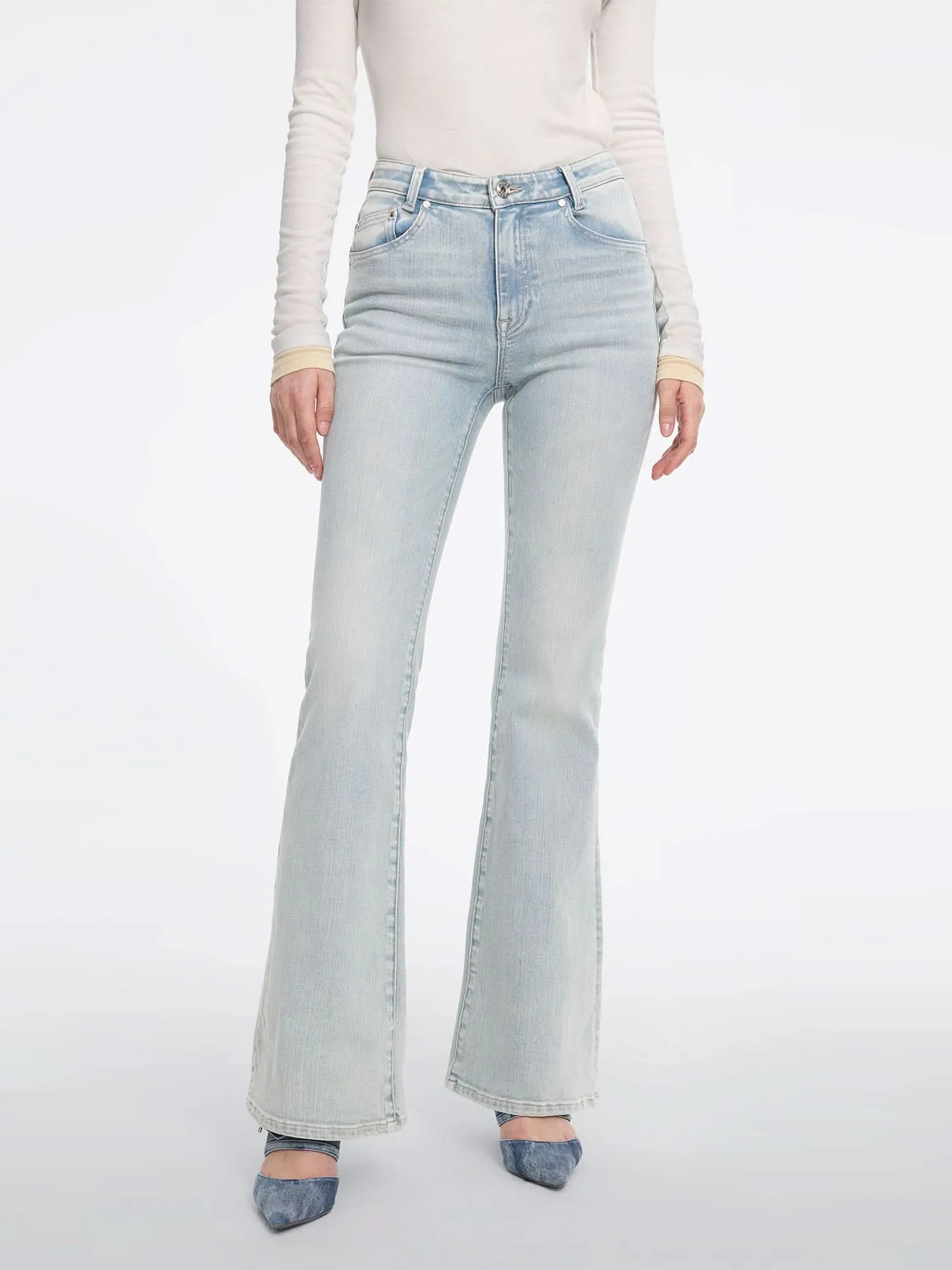 Distressed  Flared Jeans-240