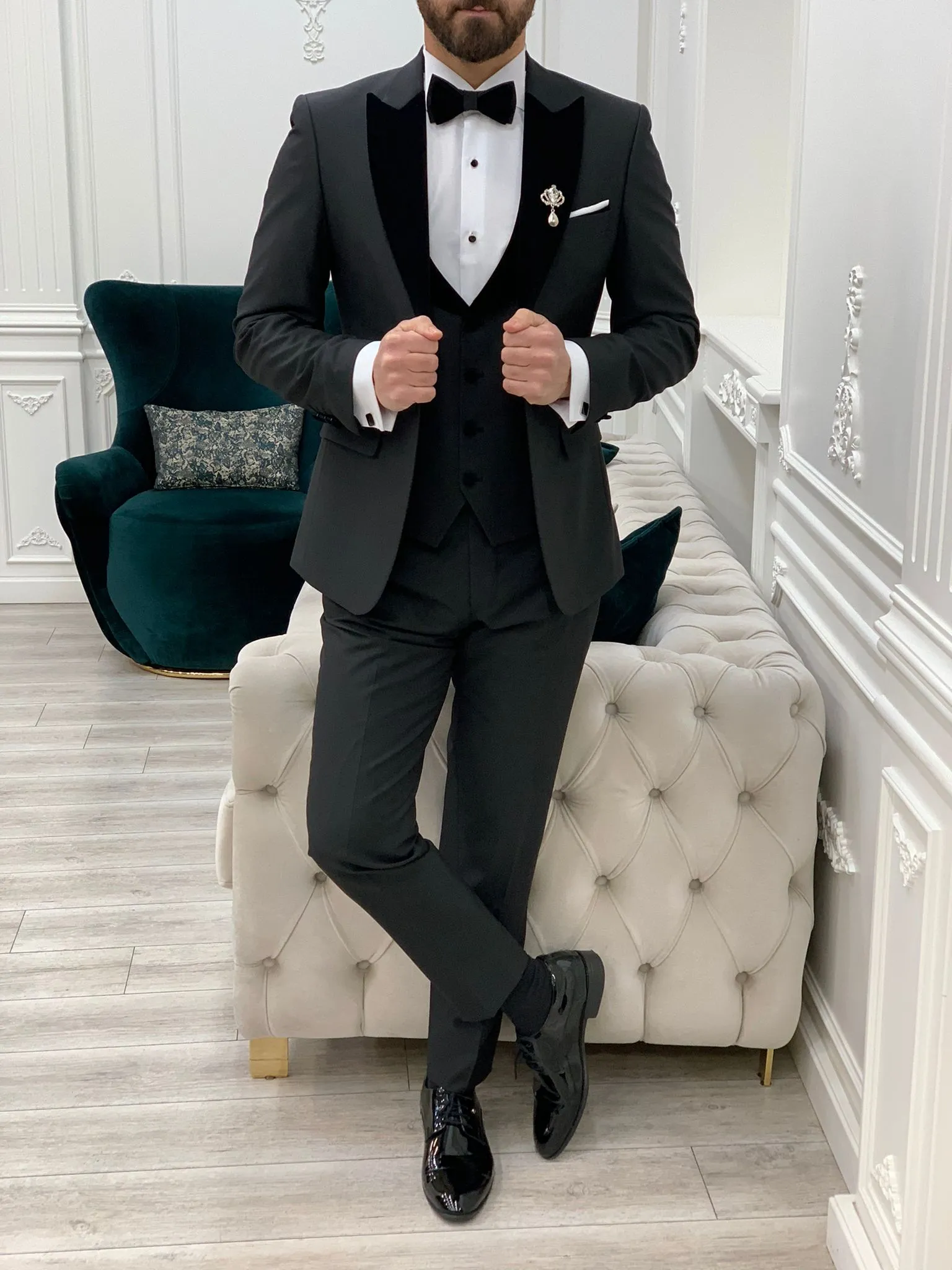 Eden Black Slim Fit Velvet Peak Lapel Tuxedo