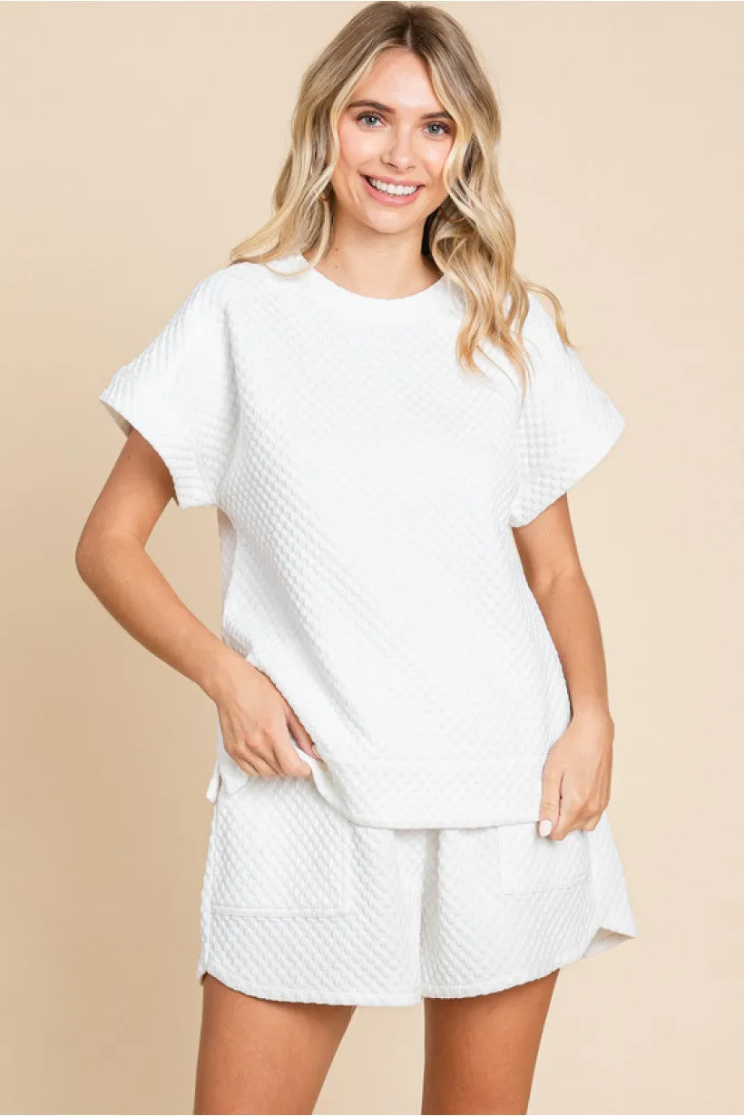 Embossing Top W/U-Neck SS