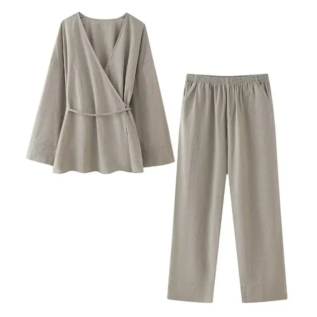 Gabriella – Elegant Women’s Kimono Set