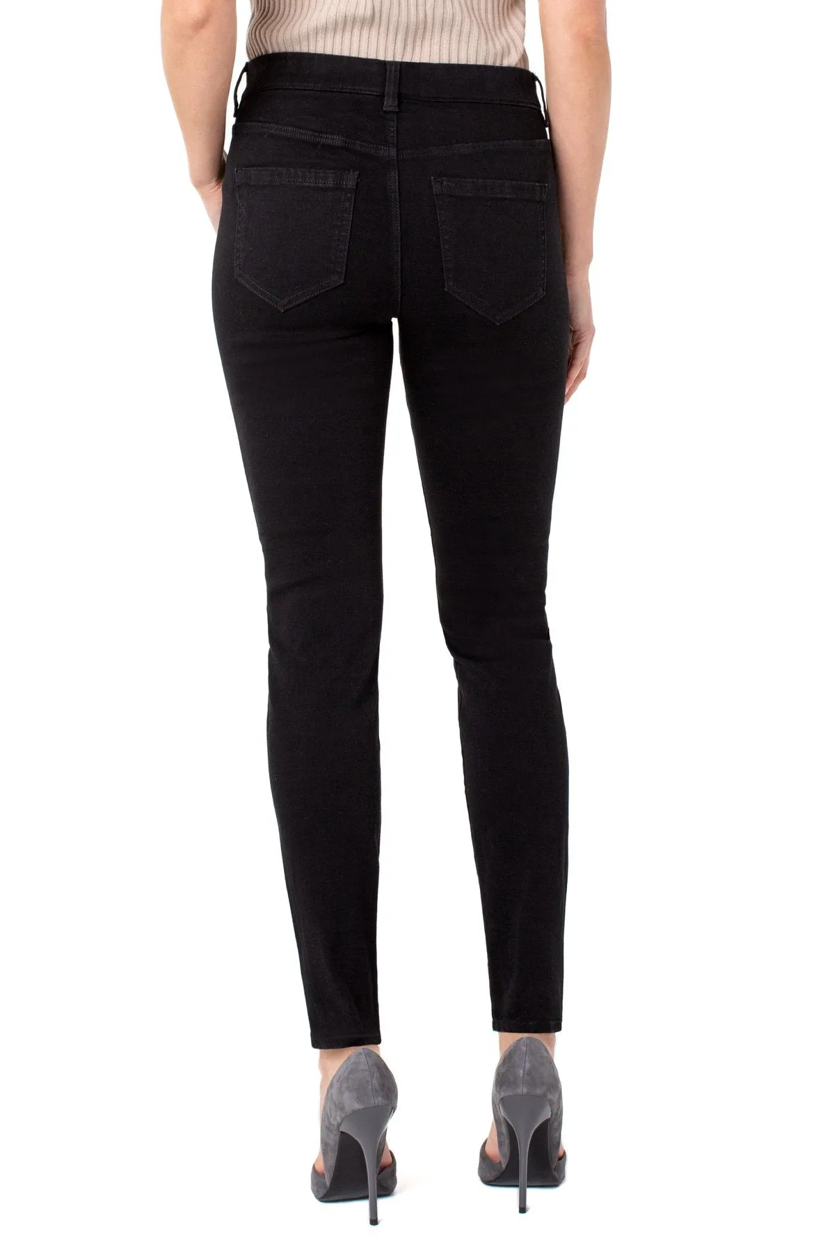 GIA GLIDER SKINNY IN BLACK RINSE 30"