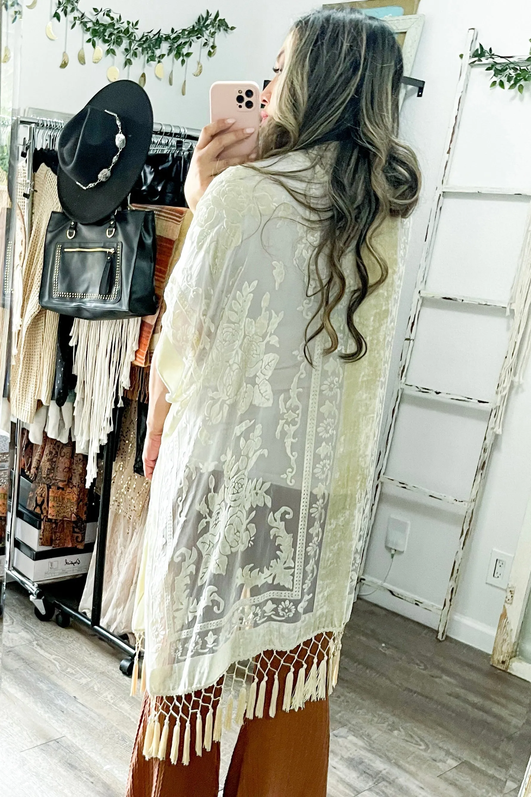 Ivory Velvet Mesh Tapestry Kimono