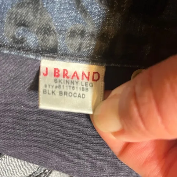 J Brand Skinny Jeans with Black velvet brocade pattern size 32