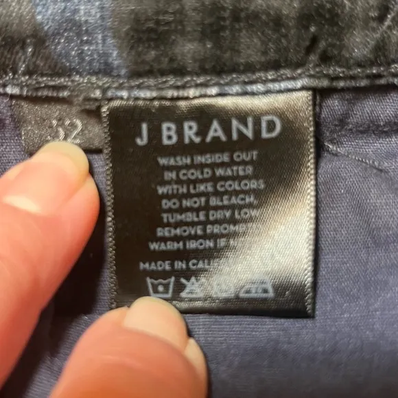 J Brand Skinny Jeans with Black velvet brocade pattern size 32