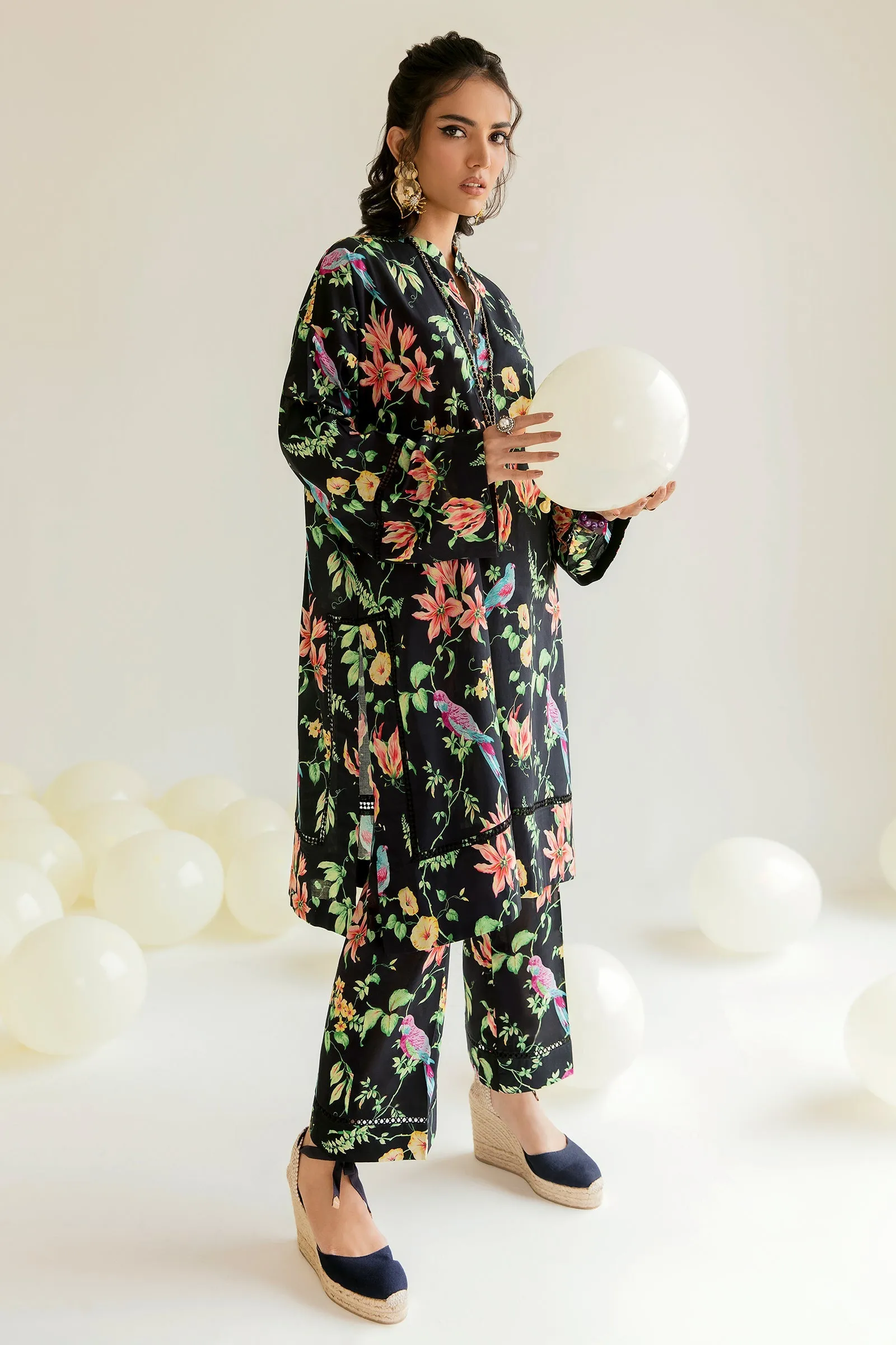 JARDIN (ZRW-20923) | Zaha RTW Poplin Collection 2023 | Stitched Lawn Cambric Cotton Suits