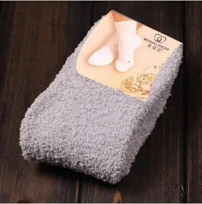 Ladies' Velvet Stay-Warm Socks