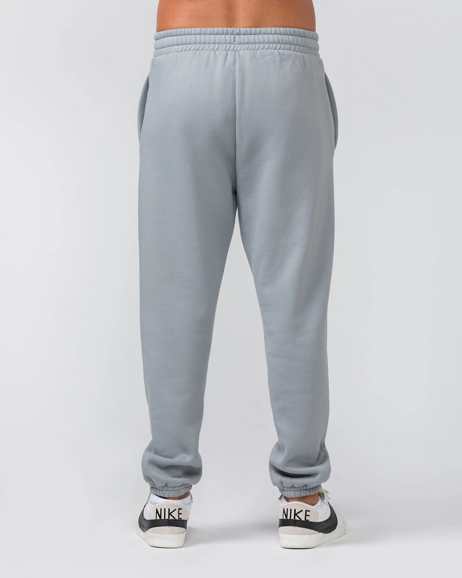 Lifting Trackies - Jet Grey