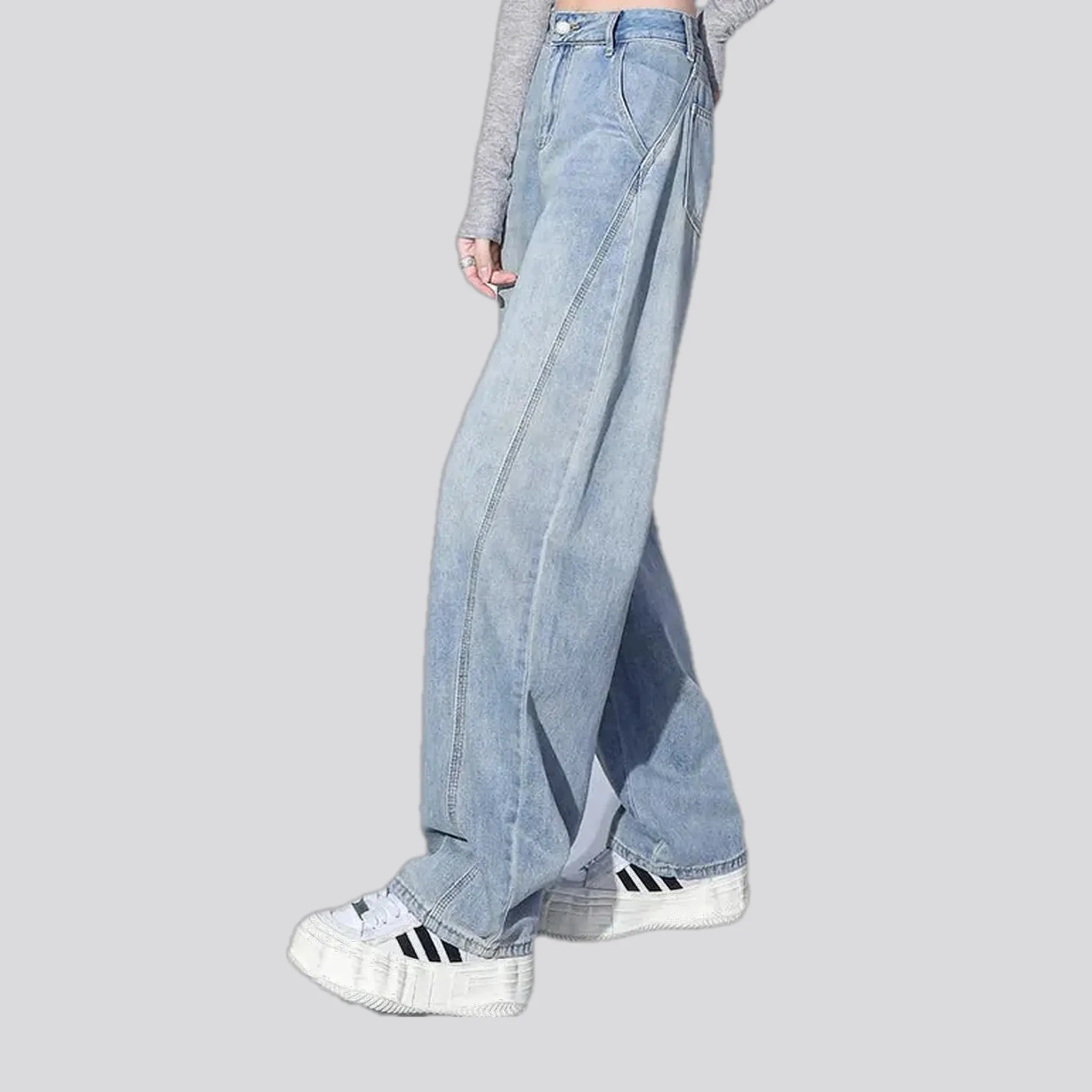 Lightweight wide fit jeans for ladies