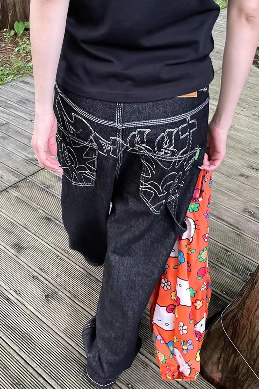 Loose Retro Back Embroidered Black Jeans Pants