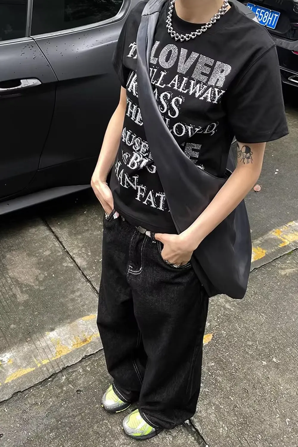 Loose Retro Back Embroidered Black Jeans Pants