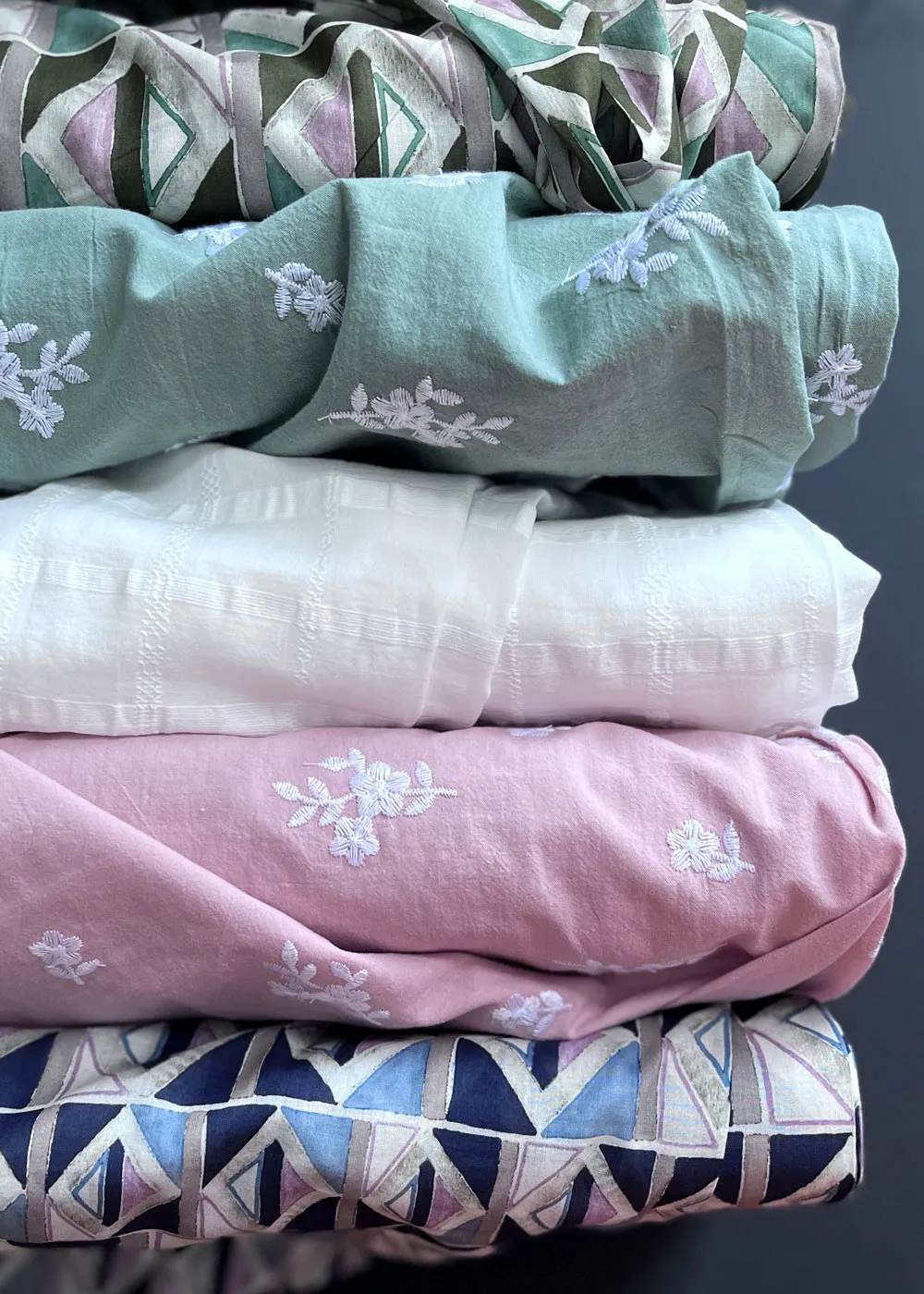 Mabelle Organic Cotton Lawn - Evening Diamonds