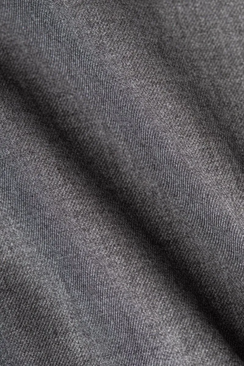 Medium Gray Peak Lapel Tuxedo