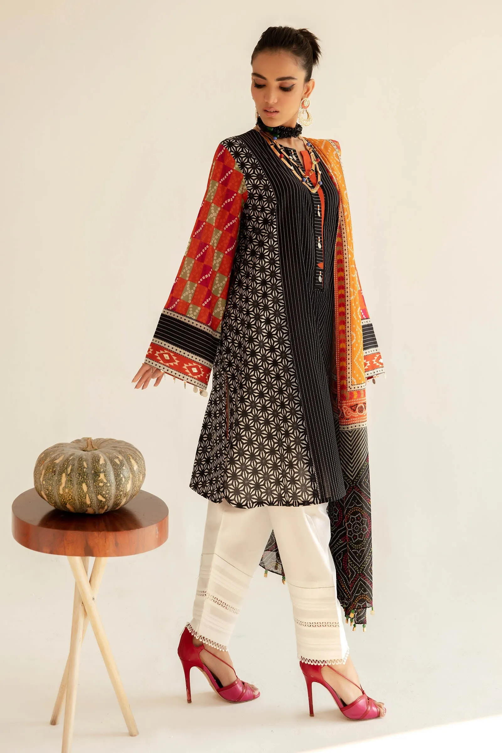 MELISSA (ZRW-20948) | Zaha RTW Poplin Collection 2023 | Stitched Lawn Cambric Cotton Suits