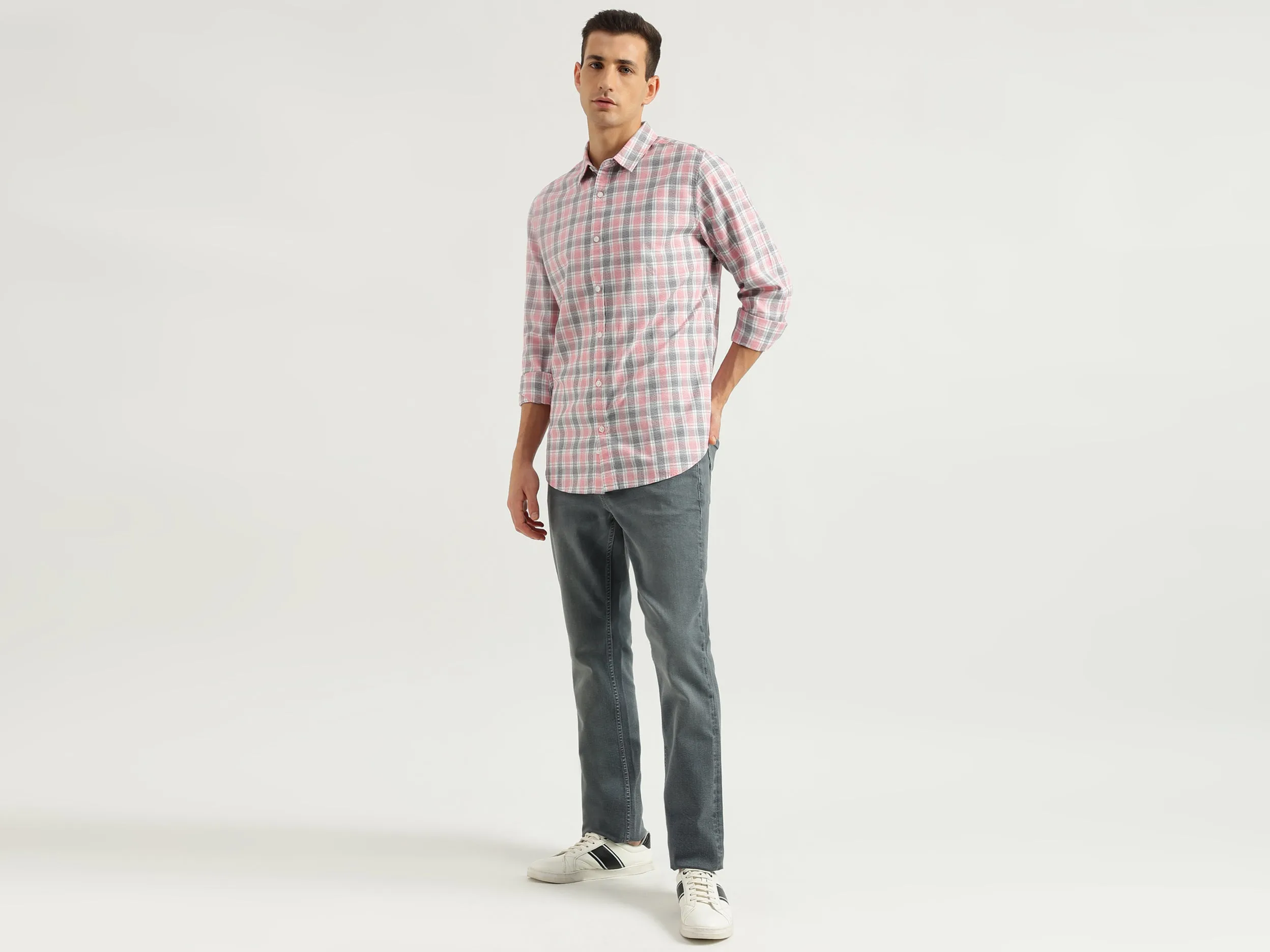 Men's Solid Bootcut Jeans