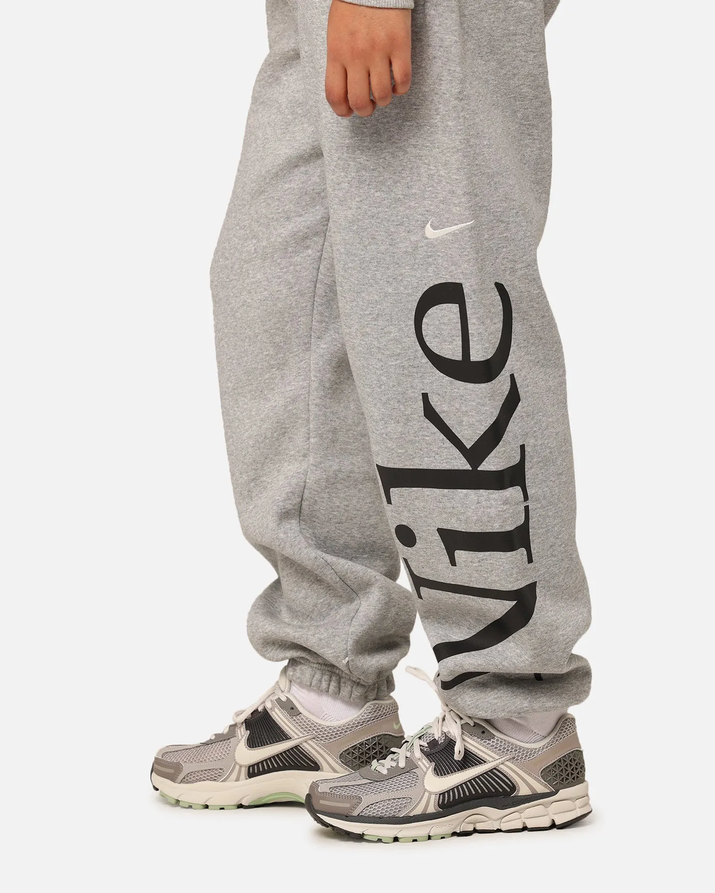 Nike Women's Sportswear Phoenix Fleece Oversized Logo Sweatpants Dark Grey Heather