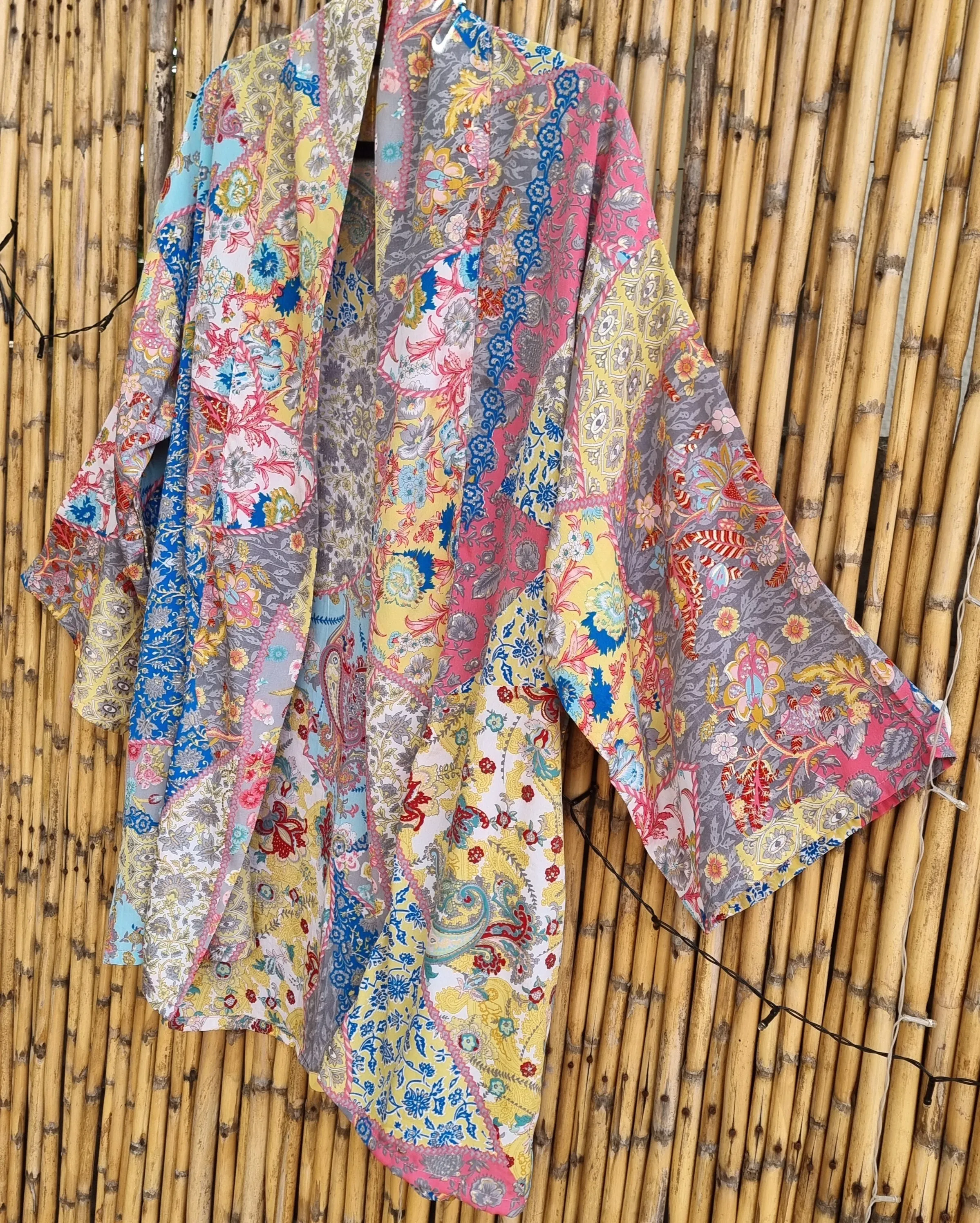 Nirvana Short Kimono