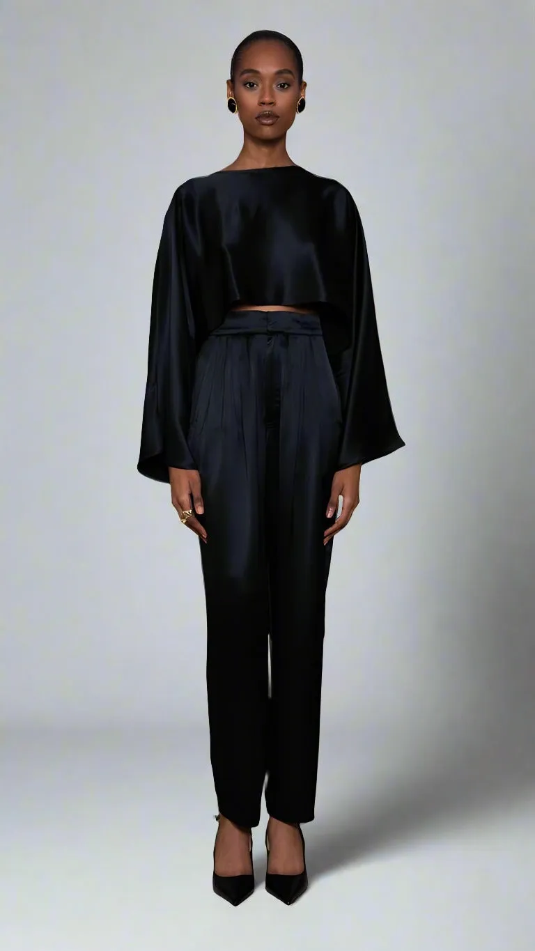 Nonchalant Elena Crop in Black