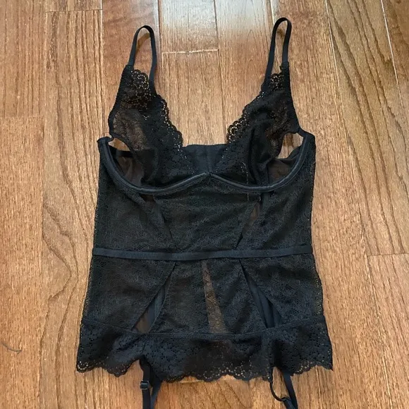 NWOT victoria’s secret black lace cut out corset bustier top