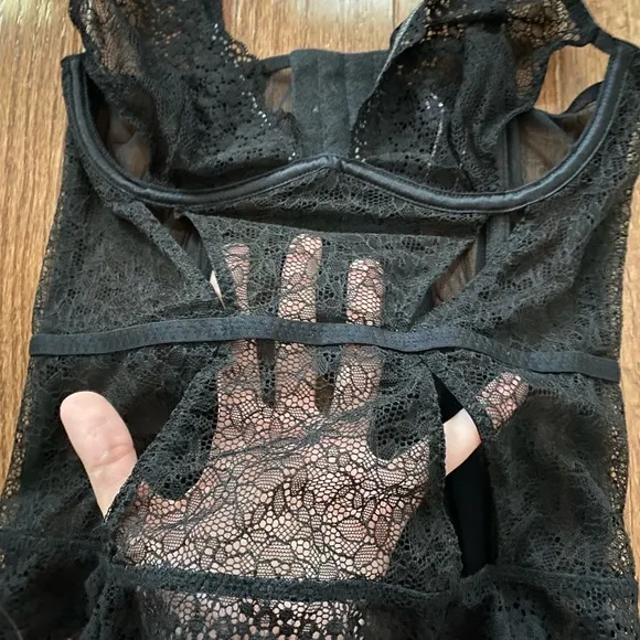 NWOT victoria’s secret black lace cut out corset bustier top