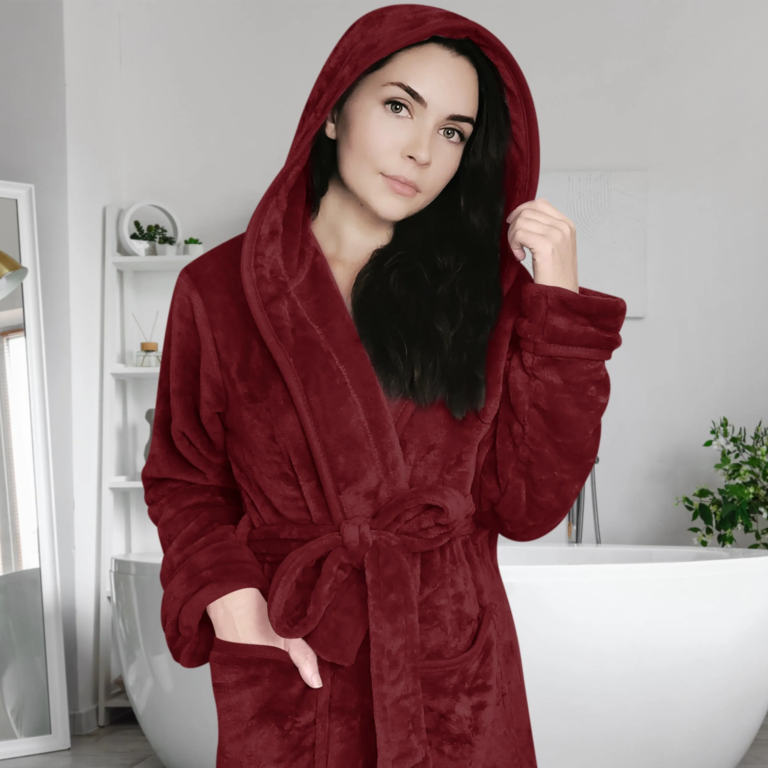 Plush Fleece Hooded Long Sleeve Spa Bathrobe