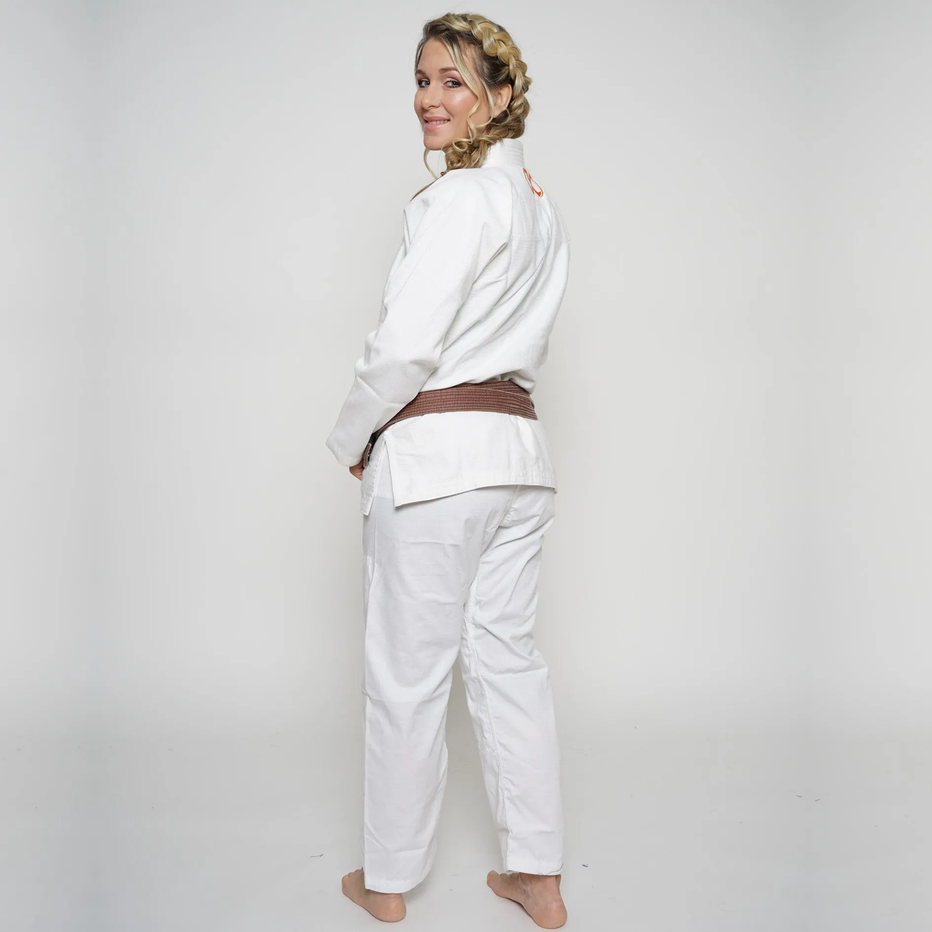 PRO LIGHT JIU JITSU GI WOMAN WHITE