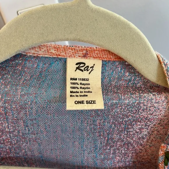 Raj Floral Embroidered Long Kimono OS