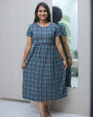 Rayna | Zipless Maternity Dress - Normal Sleeves | Calf Length