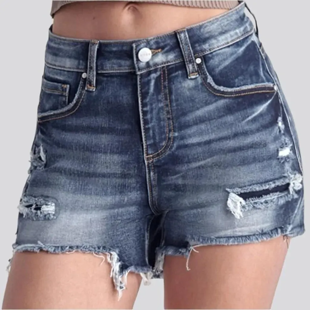 Sanded women's jean shorts