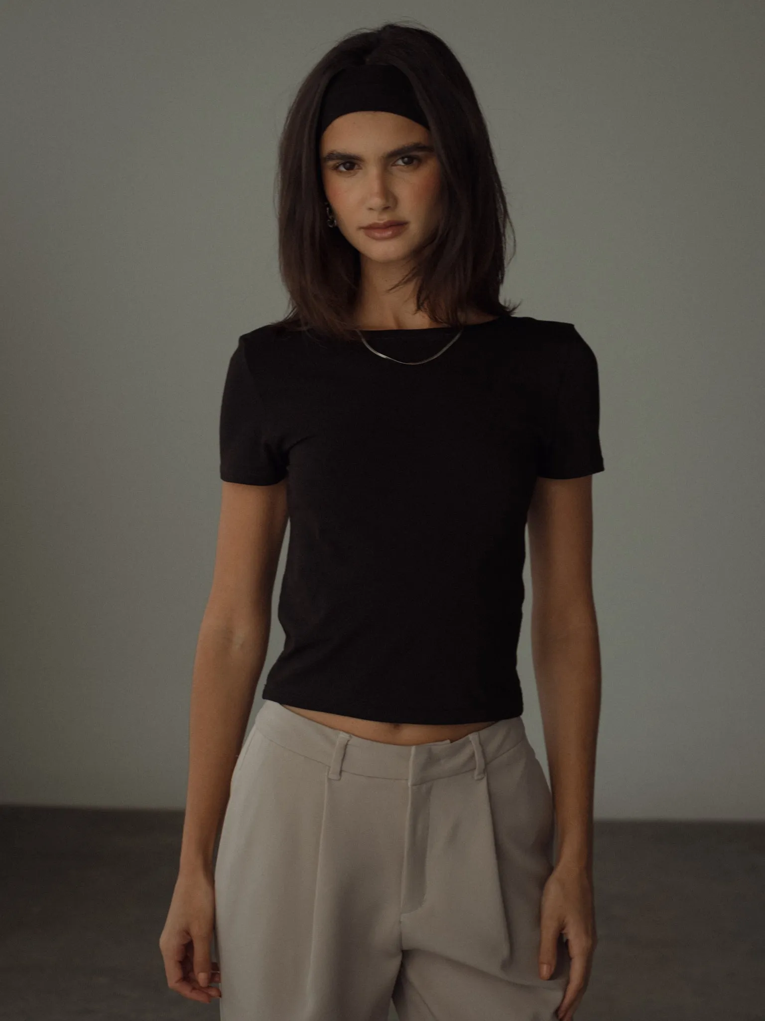 SIMPLY TEE - BLACK