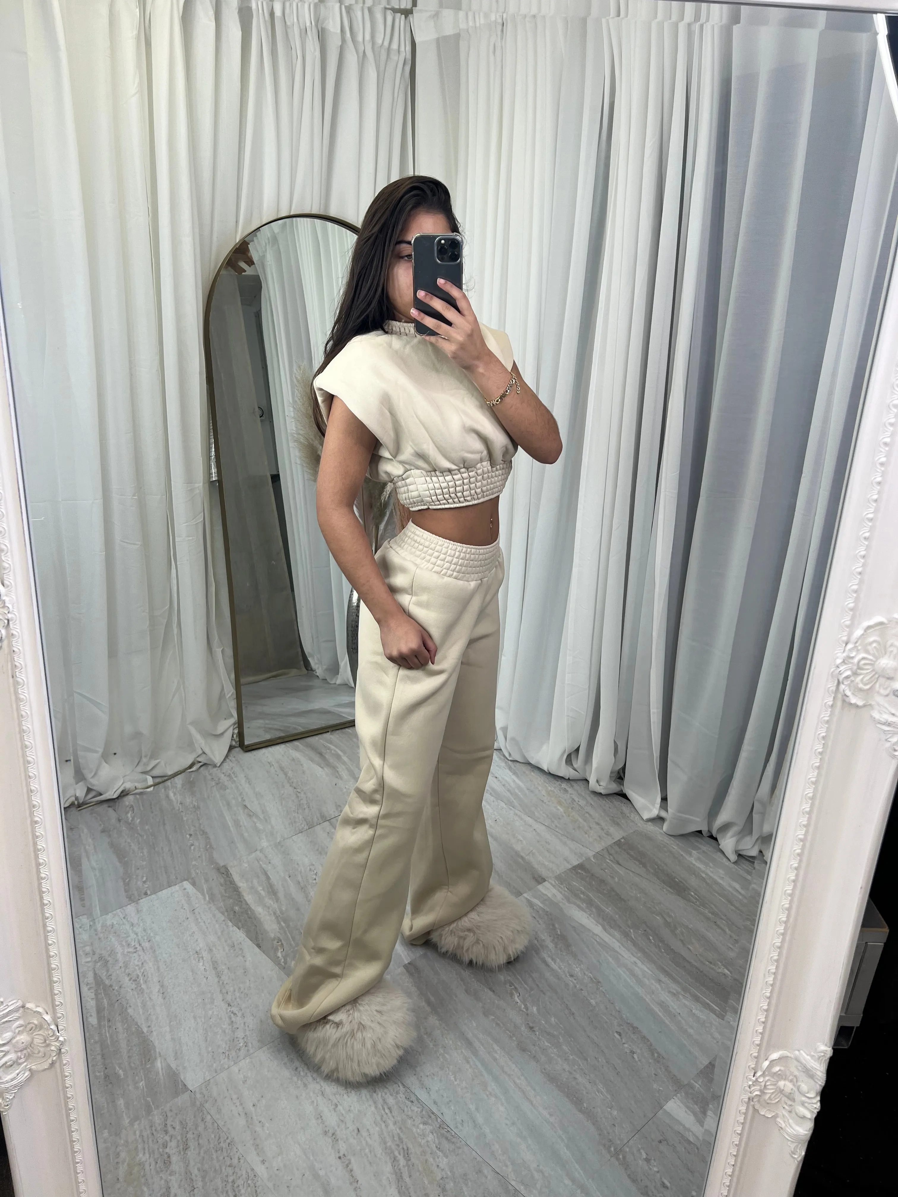 Sleeveless shoulder padded wide leg loungewear set