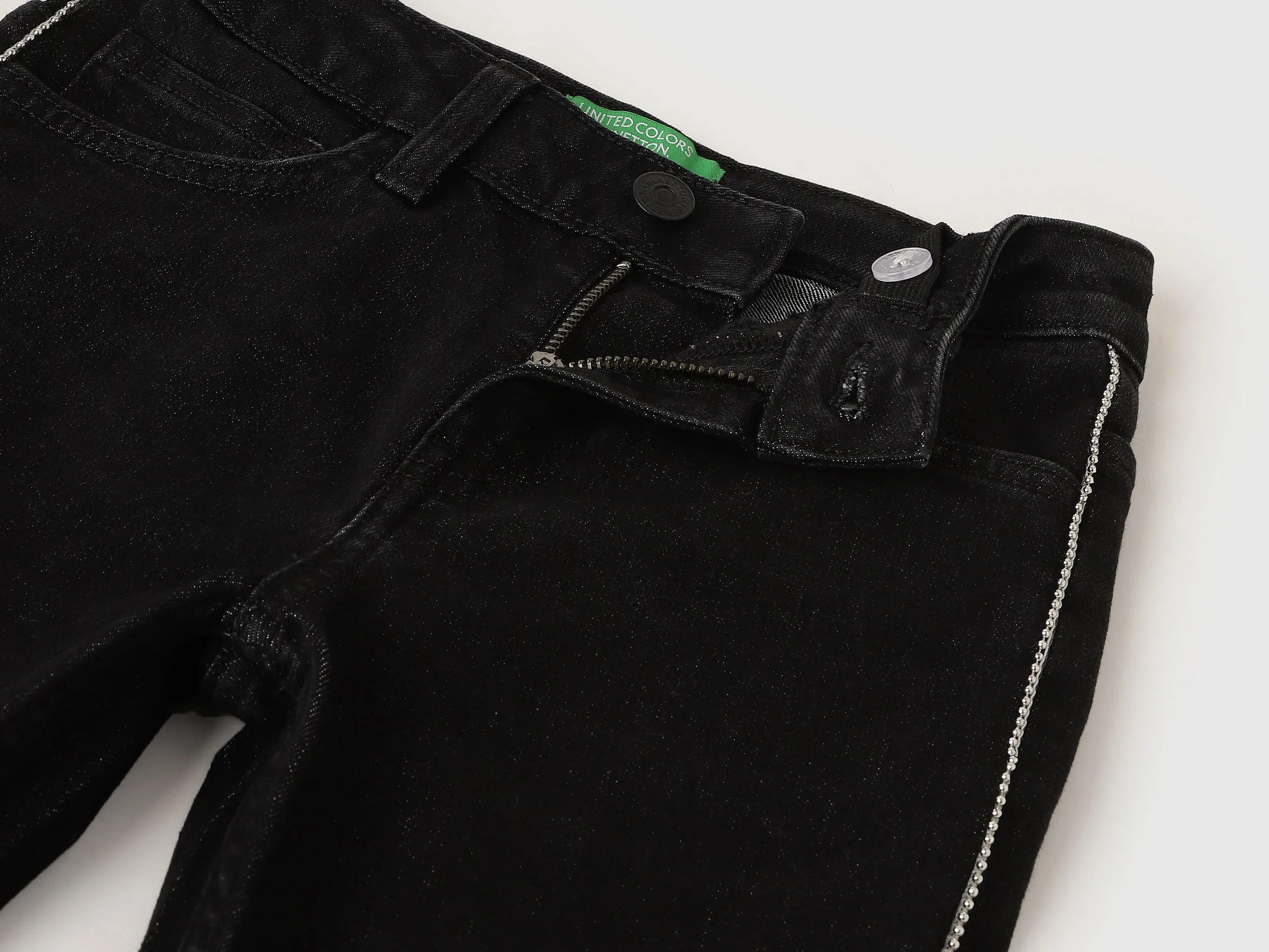 Solid Straight Fit Jeans