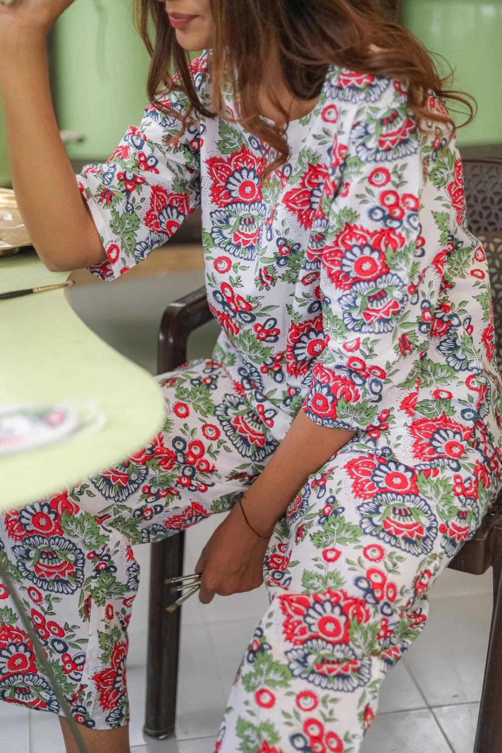 Sootisyahi 'Floral Oasis' Handblock Printed Pure Cotton Night Suit