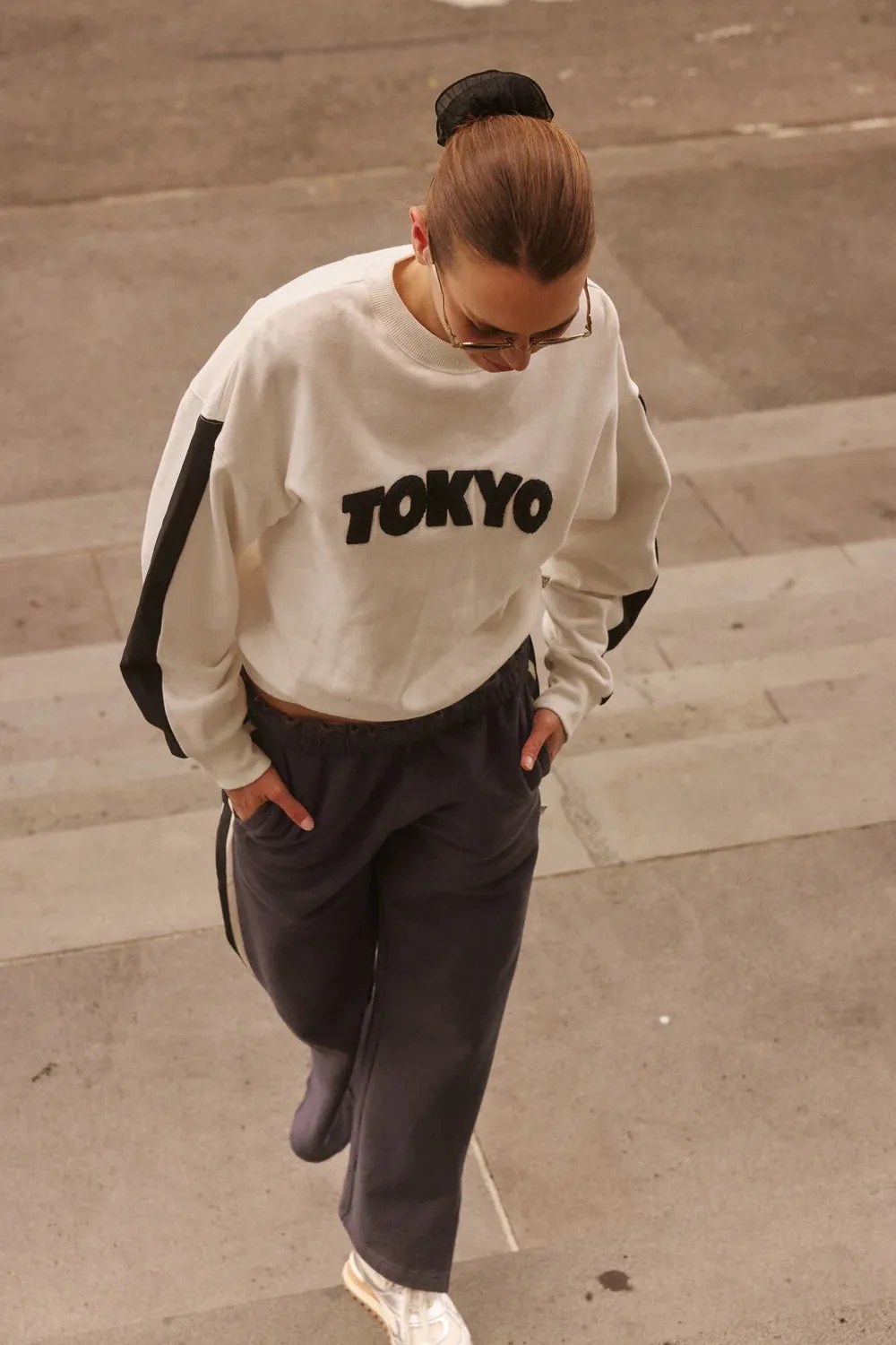 Tokyo Sweatshirt WARM WHITE