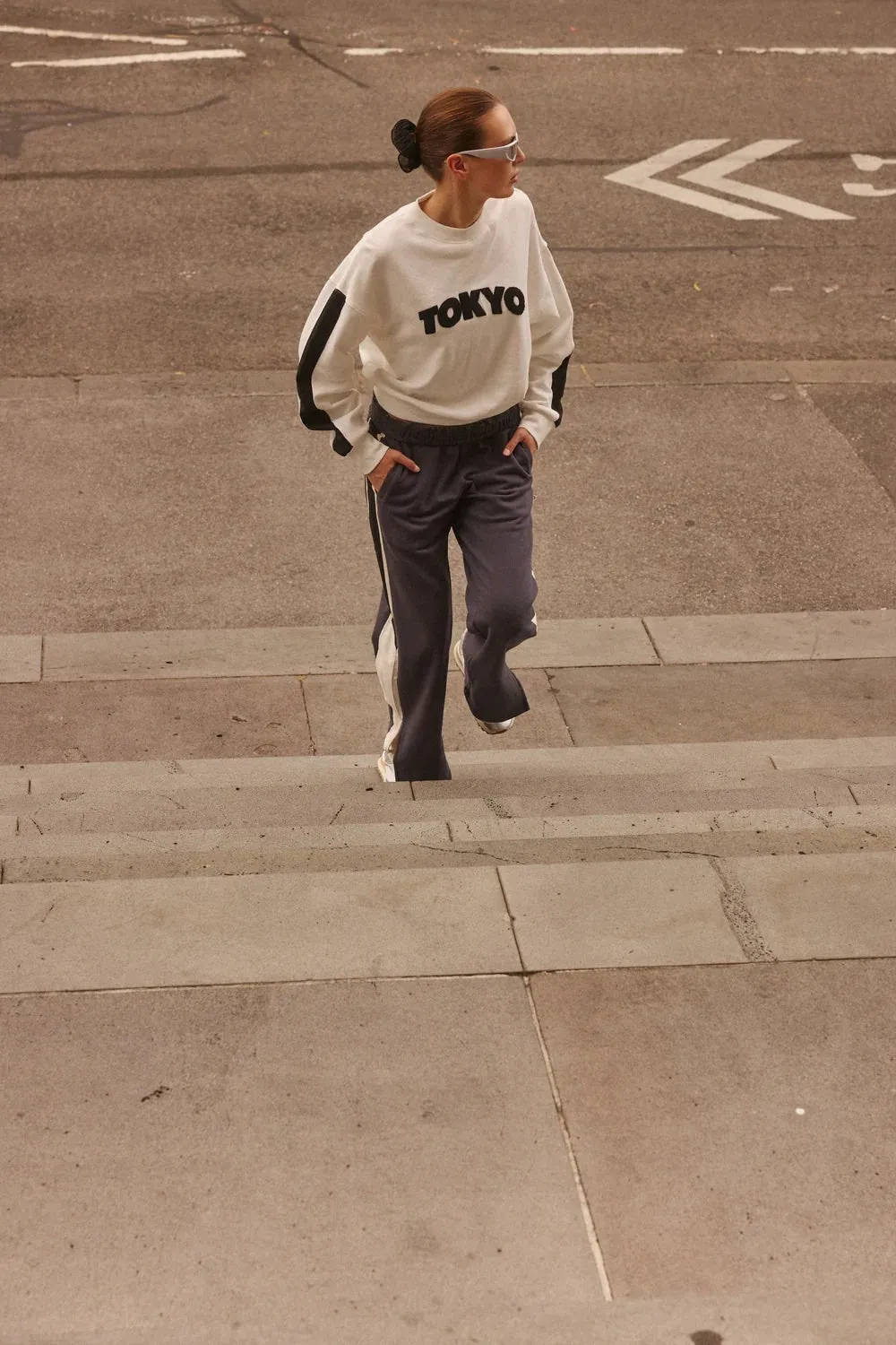 Tokyo Sweatshirt WARM WHITE