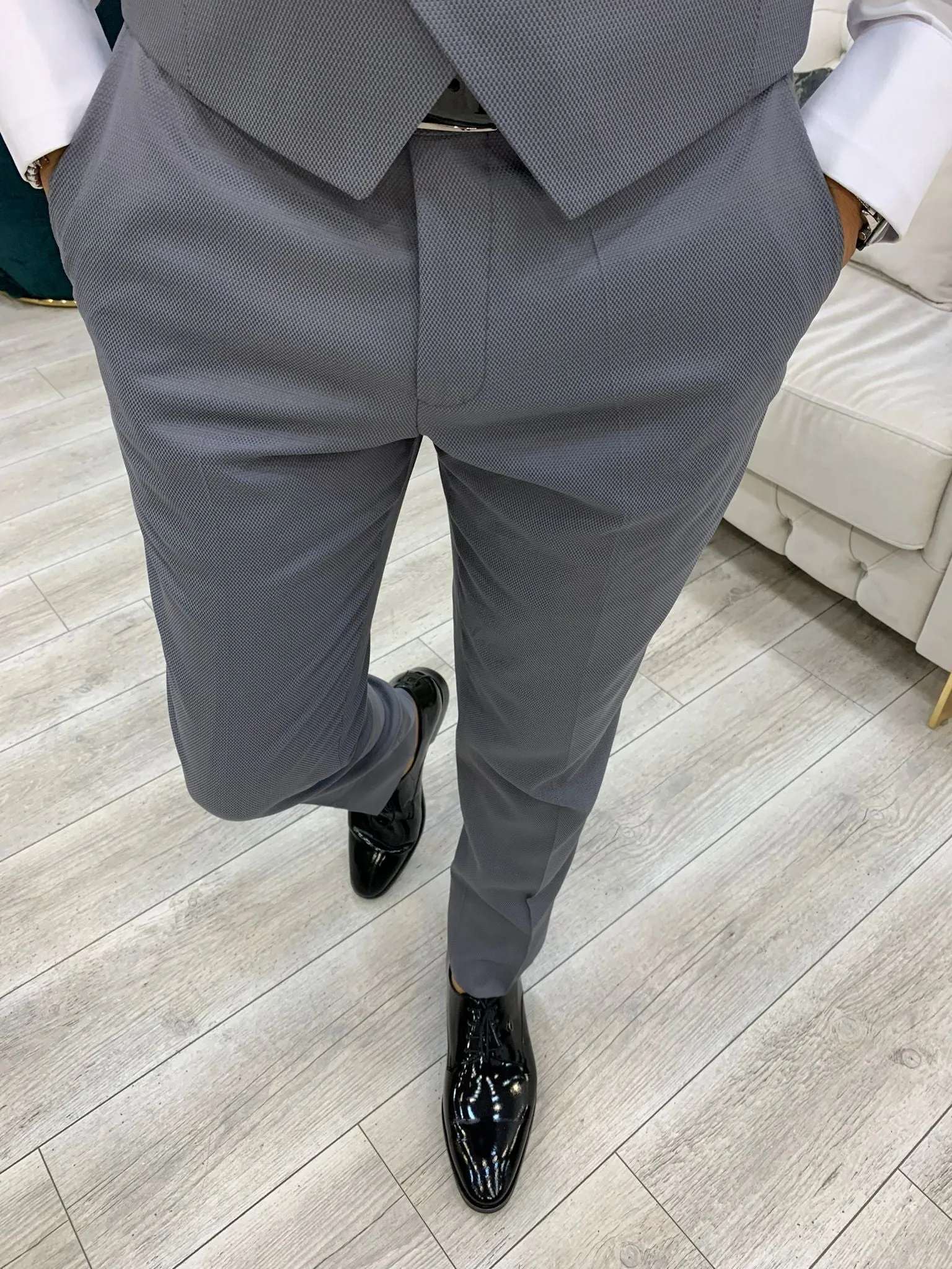 Ventura Gray Slim Fit Peak Lapel Tuxedo – Elevate Your Formal Wardrobe